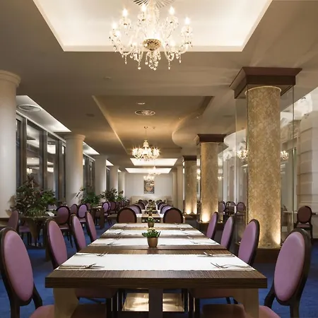 Grandhotel Nabokov Ξενοδοχείο 4*