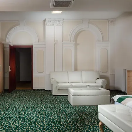 Grandhotel Nabokov Марианске-Лазне