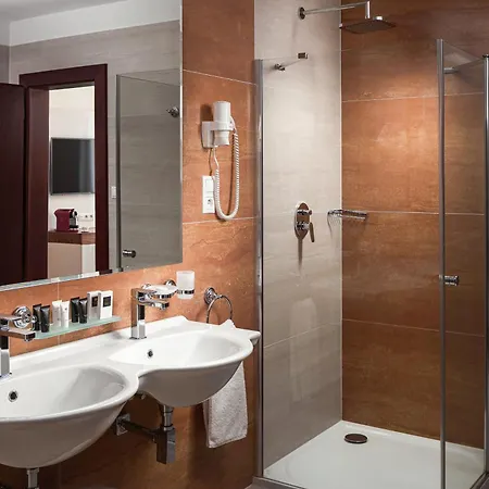 Hotell Grandhotel Nabokov 4*