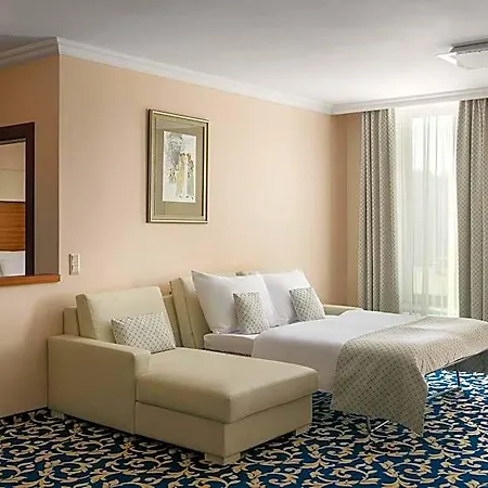 Grandhotel Nabokov 호텔 마리안스케 라즈네