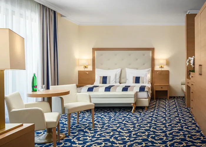 Hotell Grandhotel Nabokov 4*