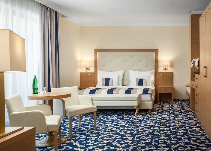 Hotell Grandhotel Nabokov 4*